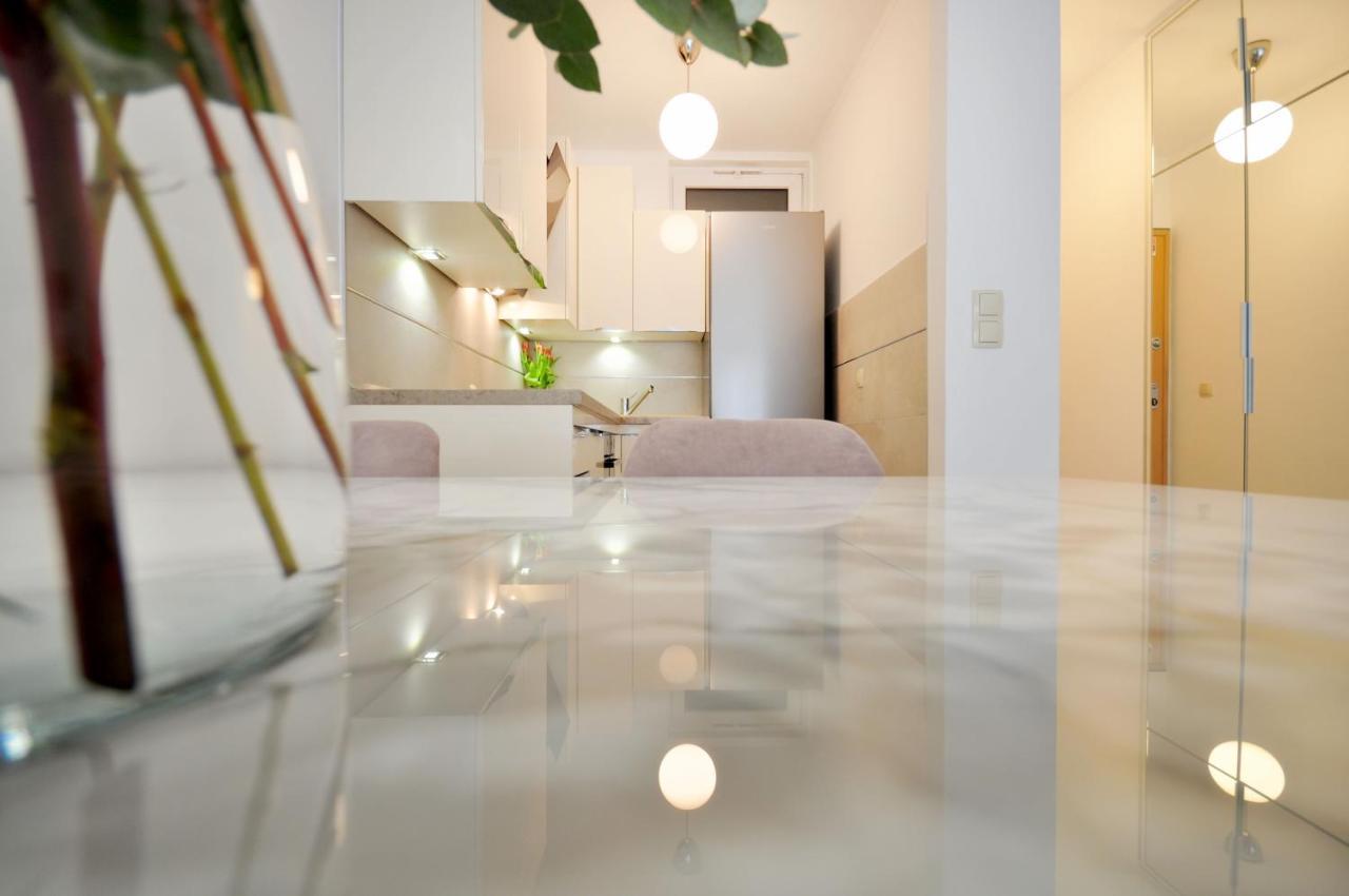 Family Apartment Noel - Omis Bagian luar foto